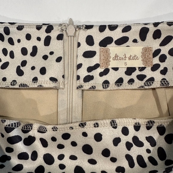 Altar'd State Women's Dotted  Cream and Black Skirt - Size S - NEW With Tags. - Picture 8 of 9